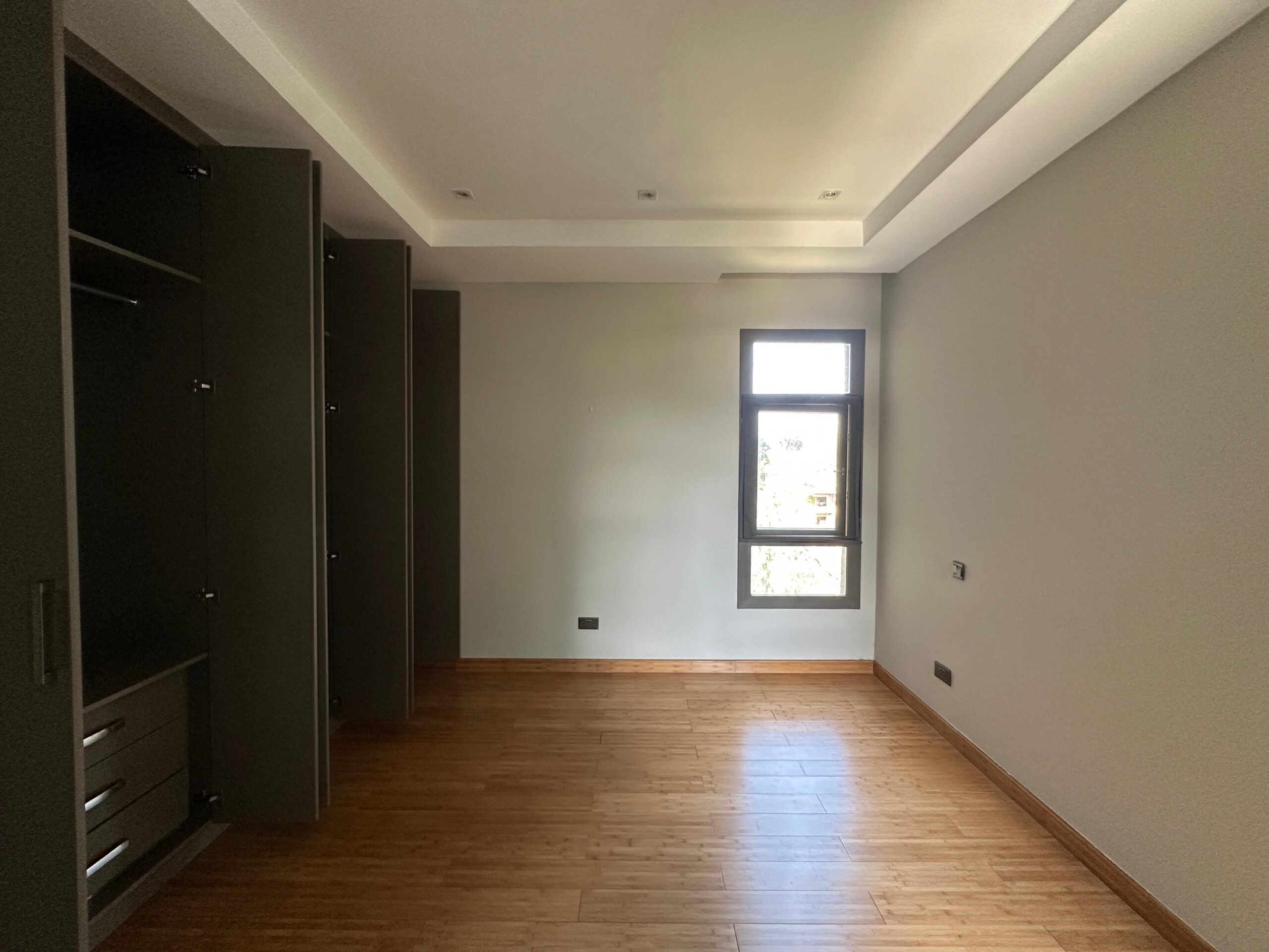 Modern 3 Bedroom Apartment Ensuite in Westlands Image