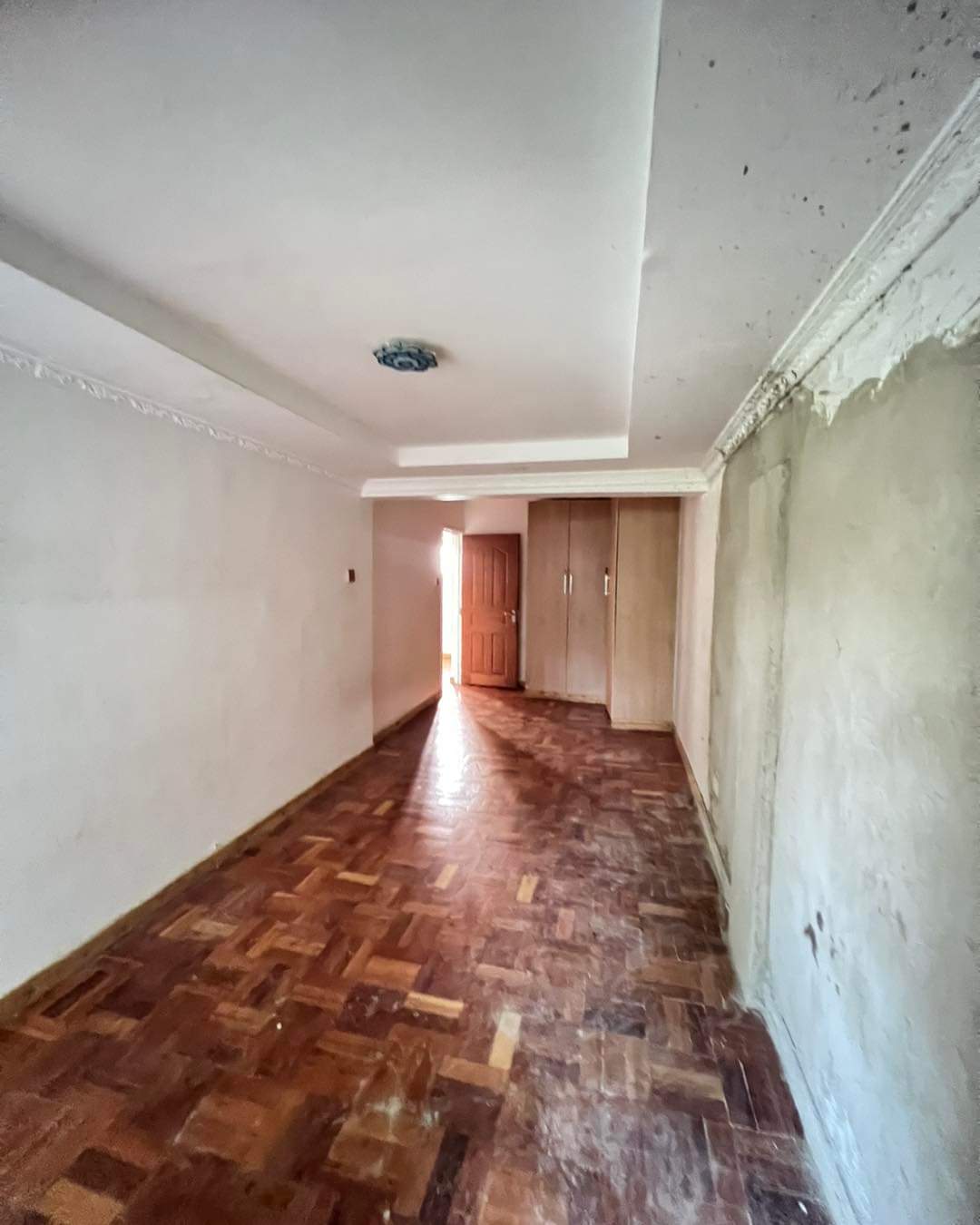 Modern 3 bedroom apartment plus dsq to let in Kilimani