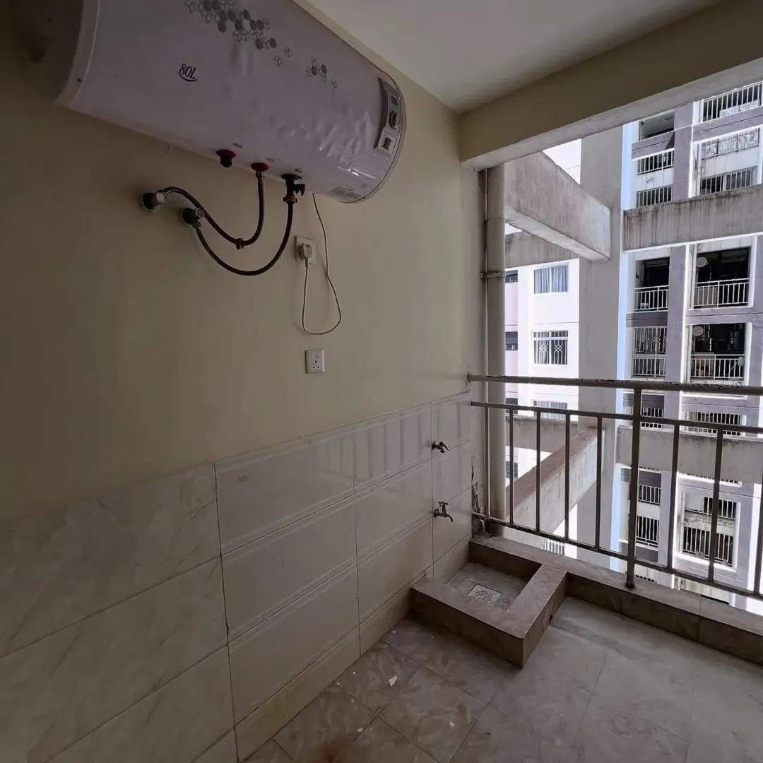 Modern 3 Bedroom Apartment with a Dsq to let in kilimani Image