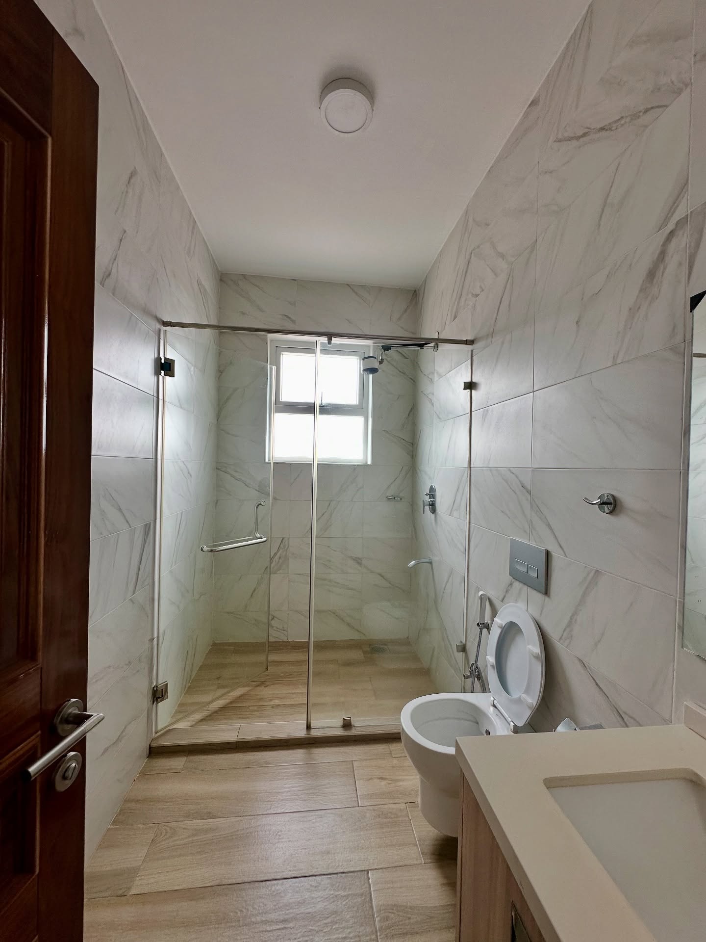 Modern 4 bedroom apartment plus Dsq for Rent in Kilimani Image