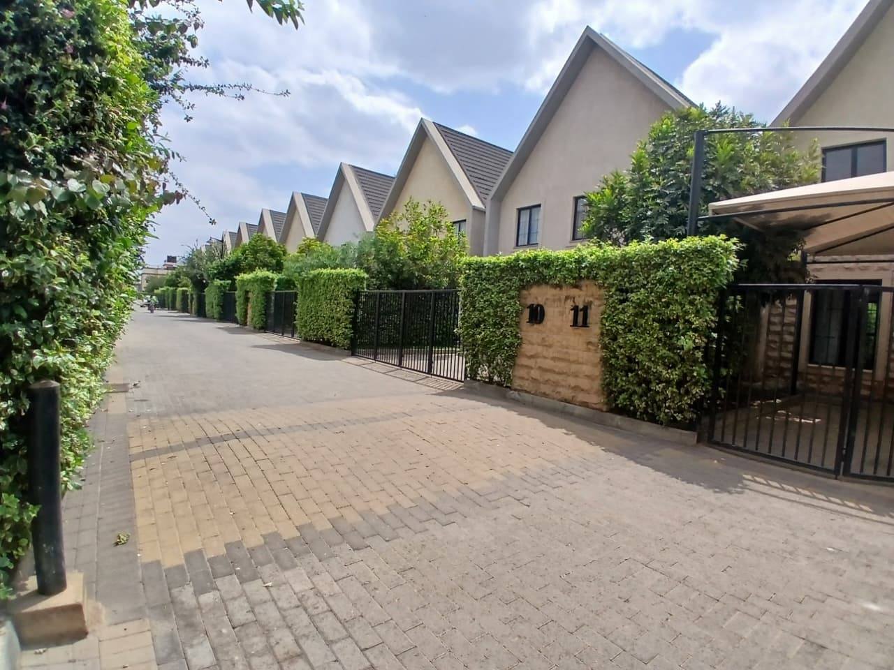 Modern 4-Bedroom Maisonette with DSQ – To Let / For Sale in Syokimau