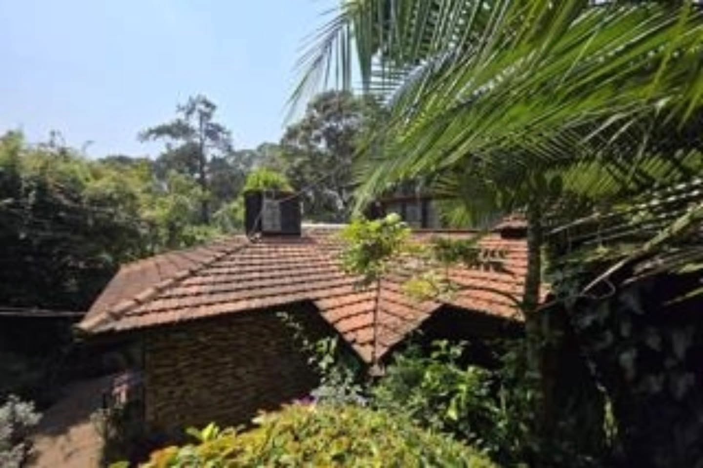 Modern 4 Bedroom Standalone maisonette To Let in Lakeview