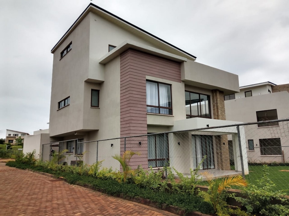 Modern 4 Bedrooms Townhouse For Sale in Runda Gardens Image