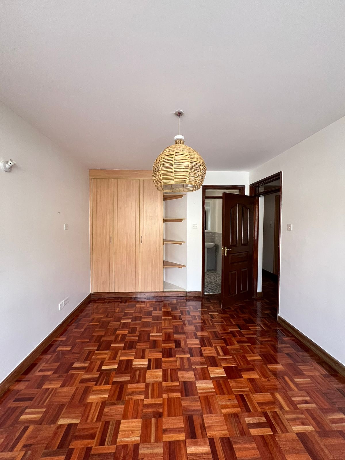 Modern 5 Bedroom + DSQ Townhouse To Let in Lavington Image