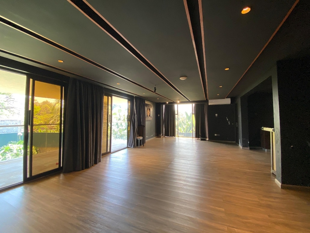 Modern 5-Bedroom Maisonette for Rent in Runda Image