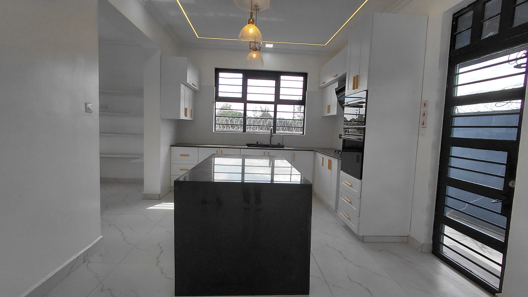 Modern 5 Bedroom Maisonette For Sale in Ruiru, Kimbo Image
