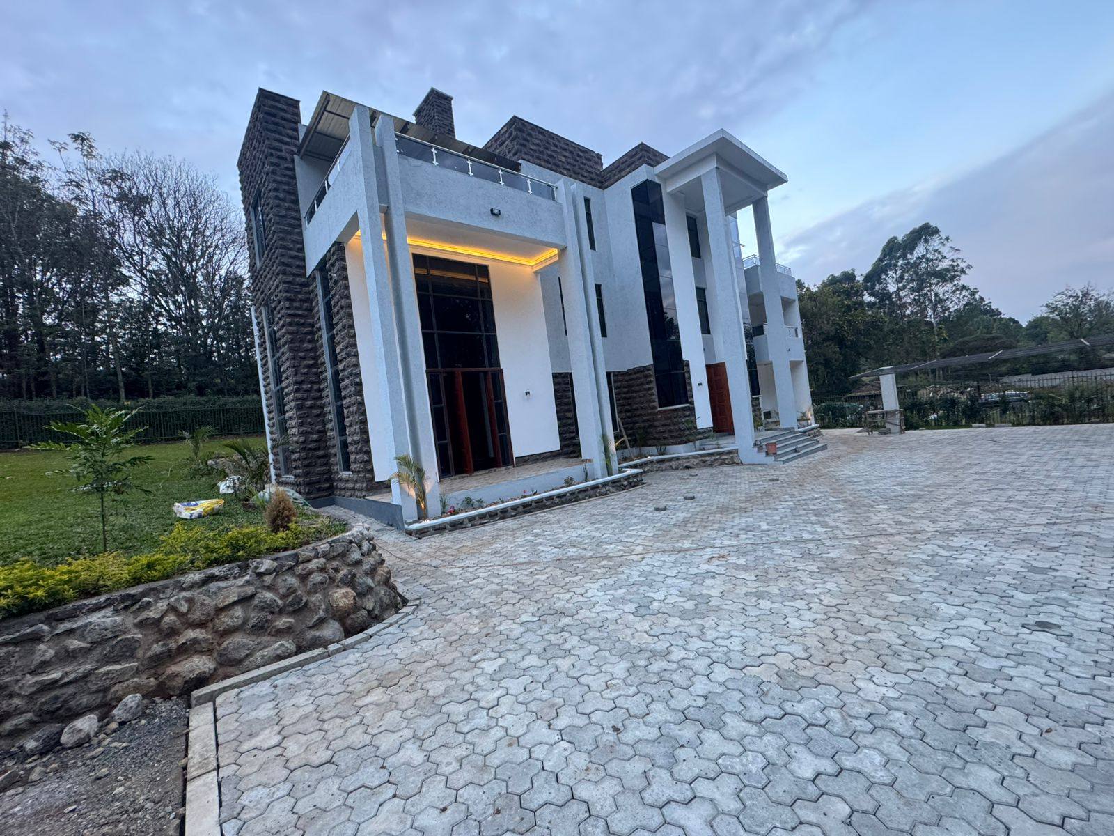 Modern 6-Bedroom Maisonette for Sale – Karen, Marula Lane Image