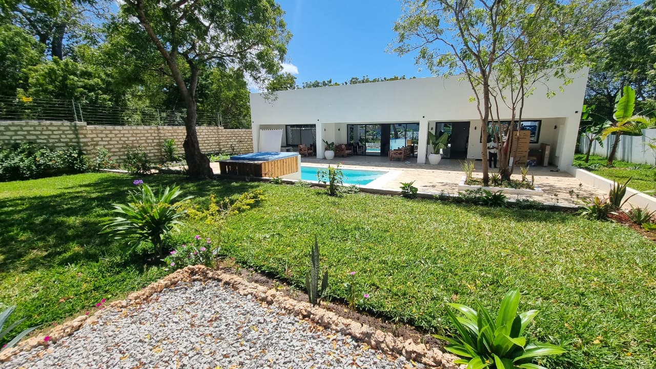 Modern European-Built Luxury Villa in Diani Beach Image