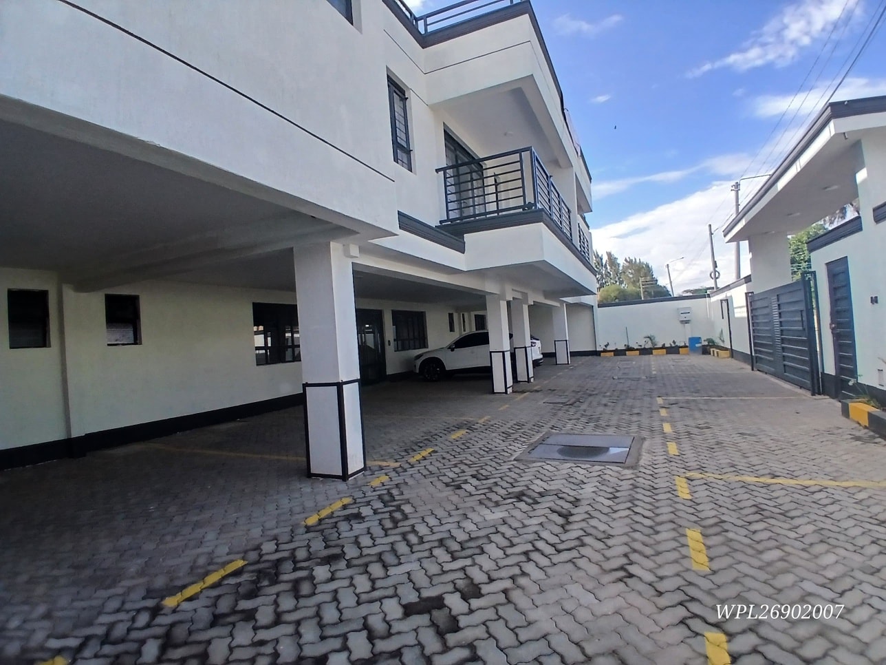 Modern & Newly Built 3 Bedroom Apartment (All En-Suite) – To Let in Katani Road, Syokimau