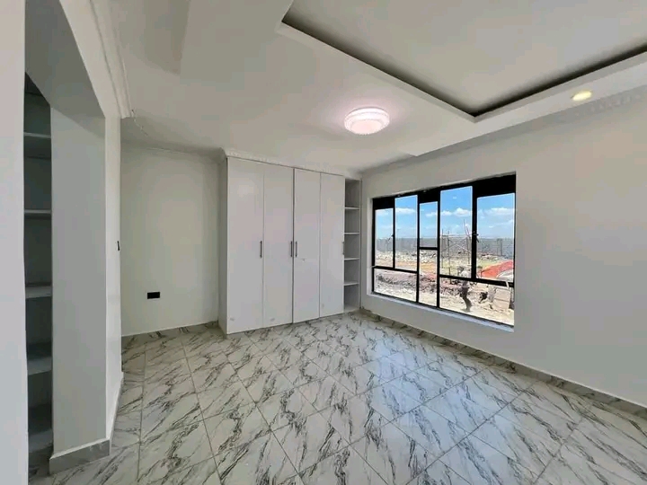 Modern one bedroom apartment for rent in Adams Arcade