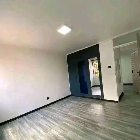 Modern one bedroom house to let in Membley Estate Image