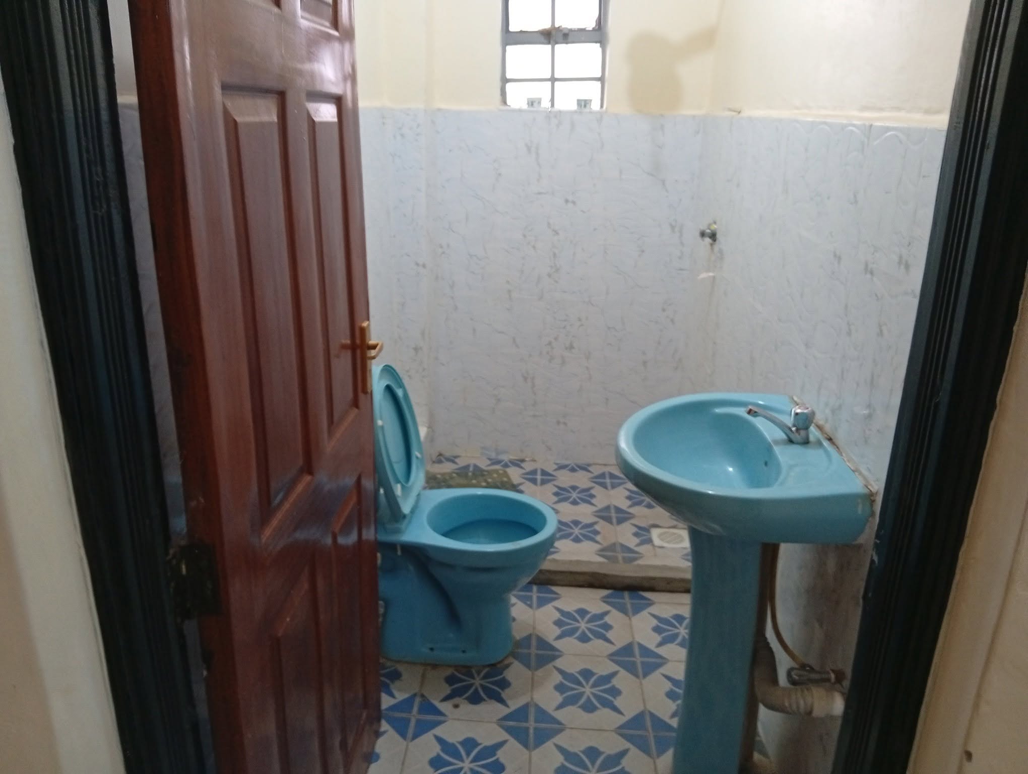 Modern & Spacious 2 Bedroom Mini Apartment To Let – Karen Image