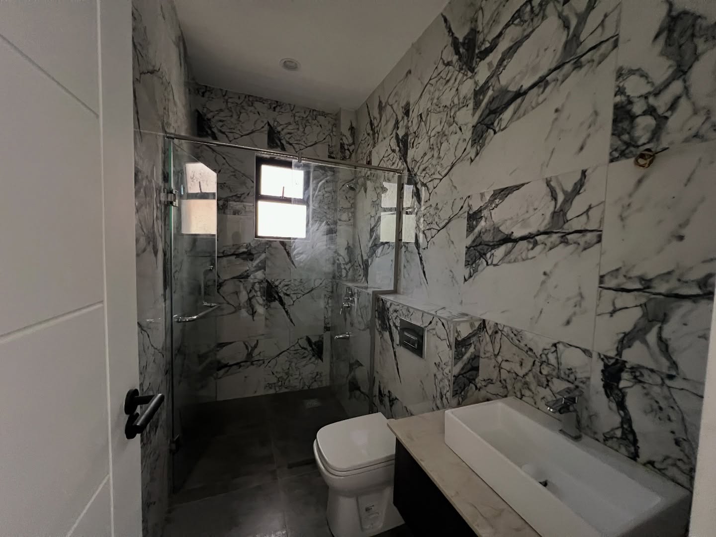 Newly built 1, 2 and 3 MODERN APARTMENTS FOR RENT in Westlands Image