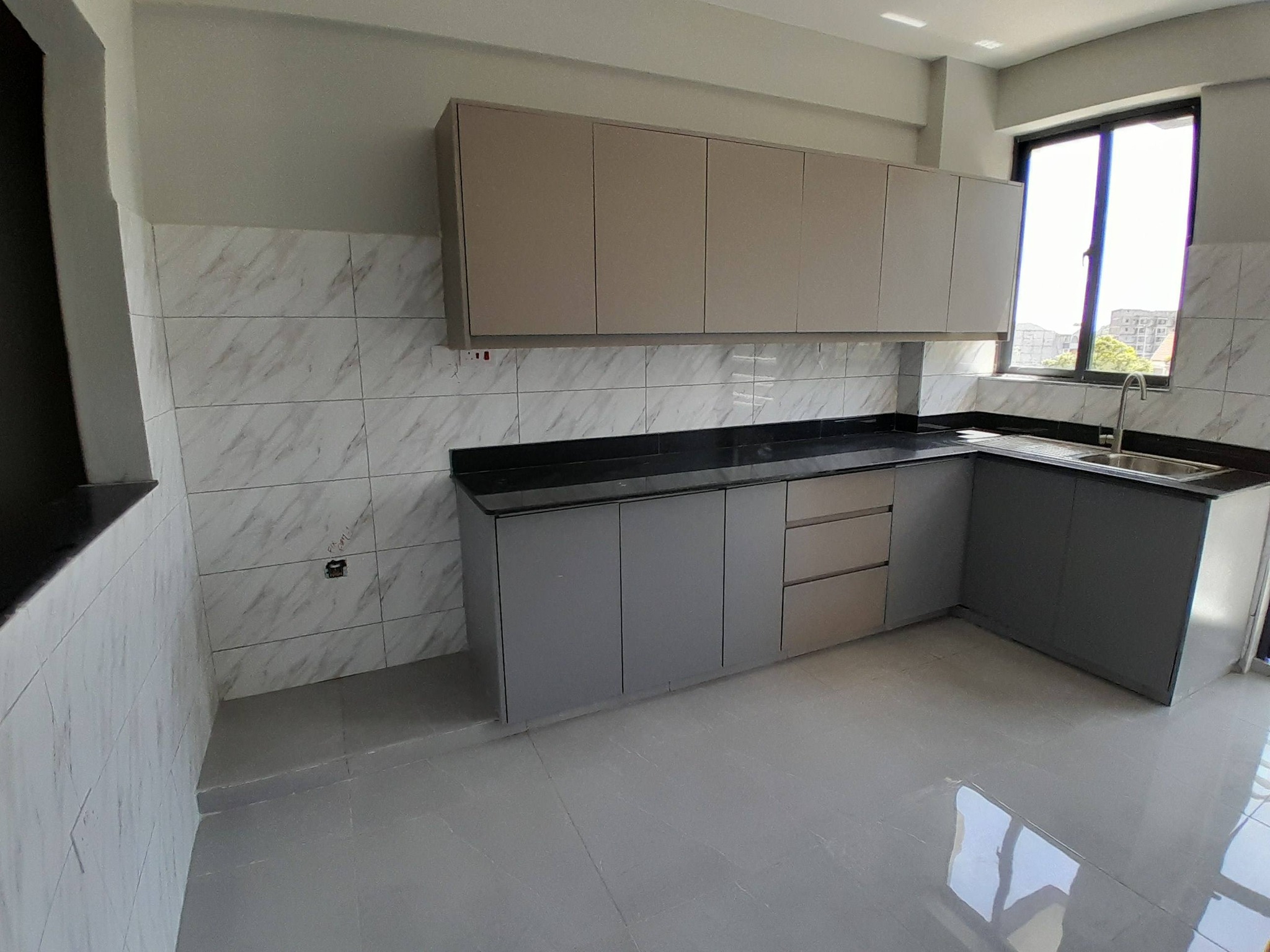 newly built 1 bedroom apartment near junction mall to let in Riara Road