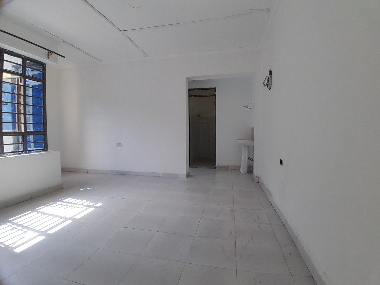 newly built 1 bedroom mini apartment to let in Karen Image