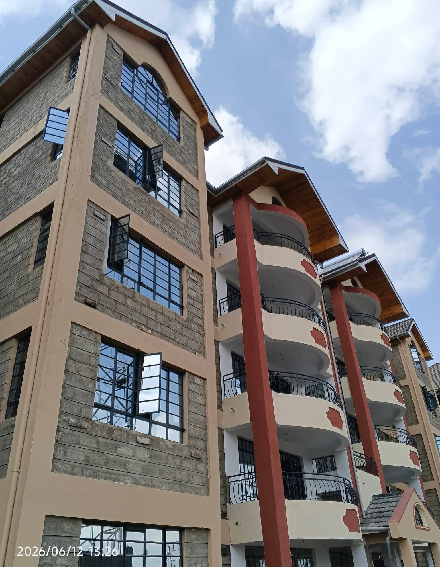 Newly Built 3 Bedroom All En-suite Apartment + SQ To Let in Syokimau Image