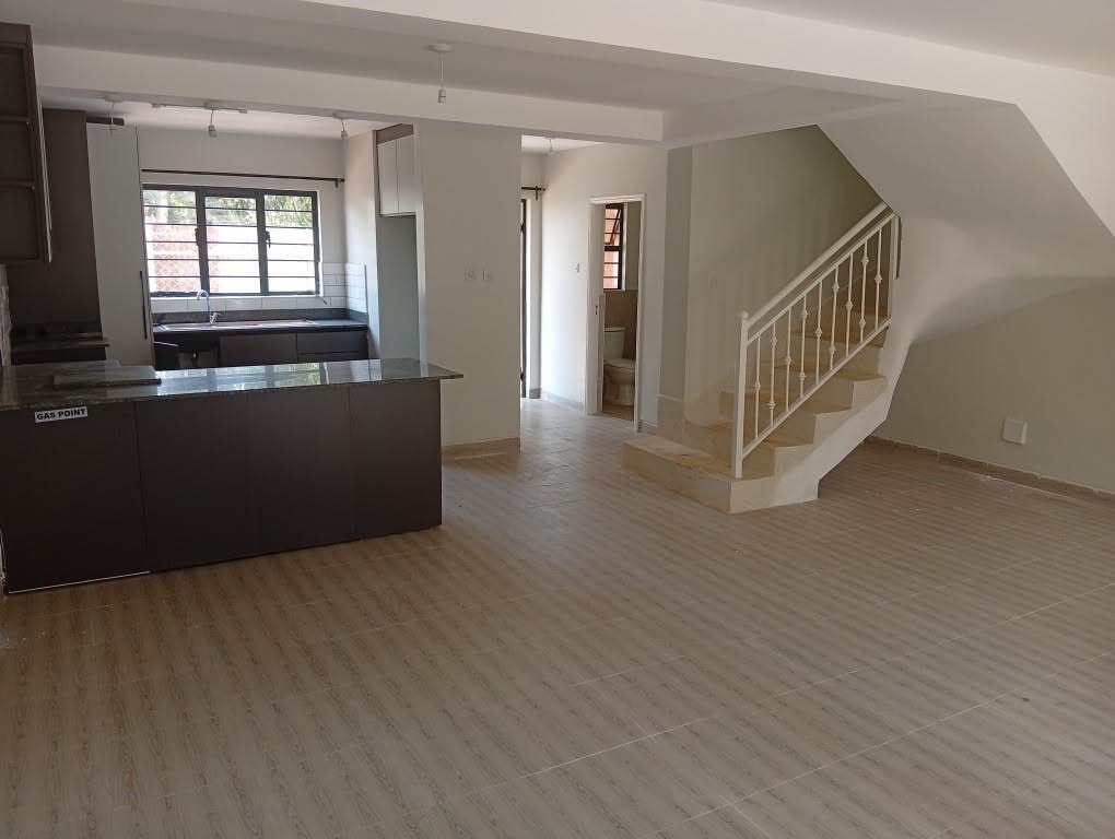 newly built 3 bedroom townhouse for rent in kerarapon drive Image