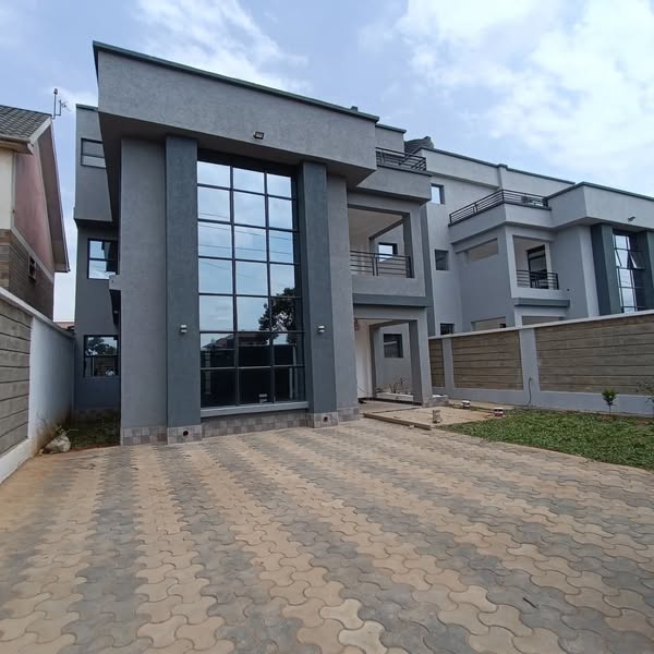 Newly built 4 bedroom Maisonette on sale in Kenyatta Road
