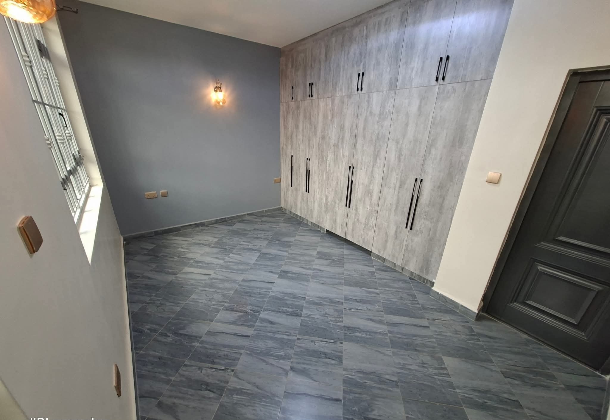 Newly Built 5-Bedroom Flat-Roof Maisonette for Sale in Syokimau Image