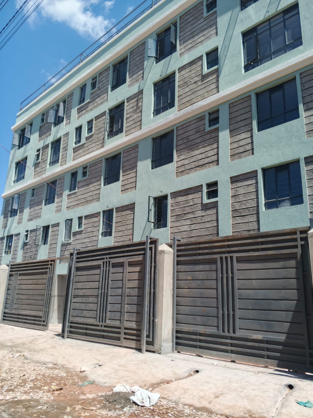 NEWLY BUILT BLOCK OF APARTMENT FOR SALE LOCATED AT KIRIGITI KIAMBU Image