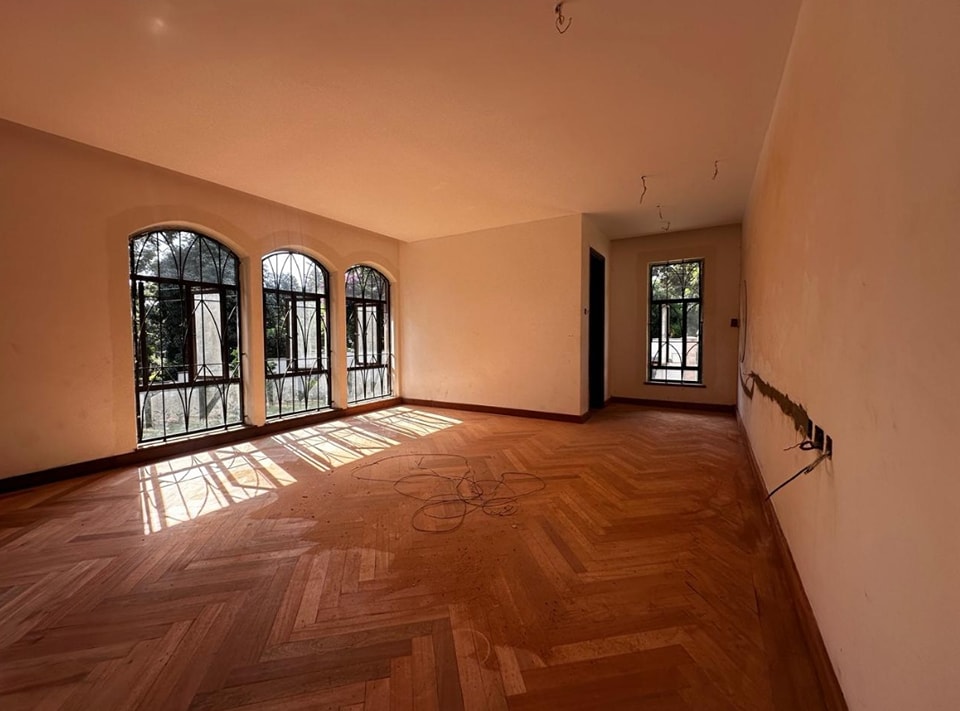 Newly Built Modern 4 Bedrooms Maisonette For Sale in Old Runda Image