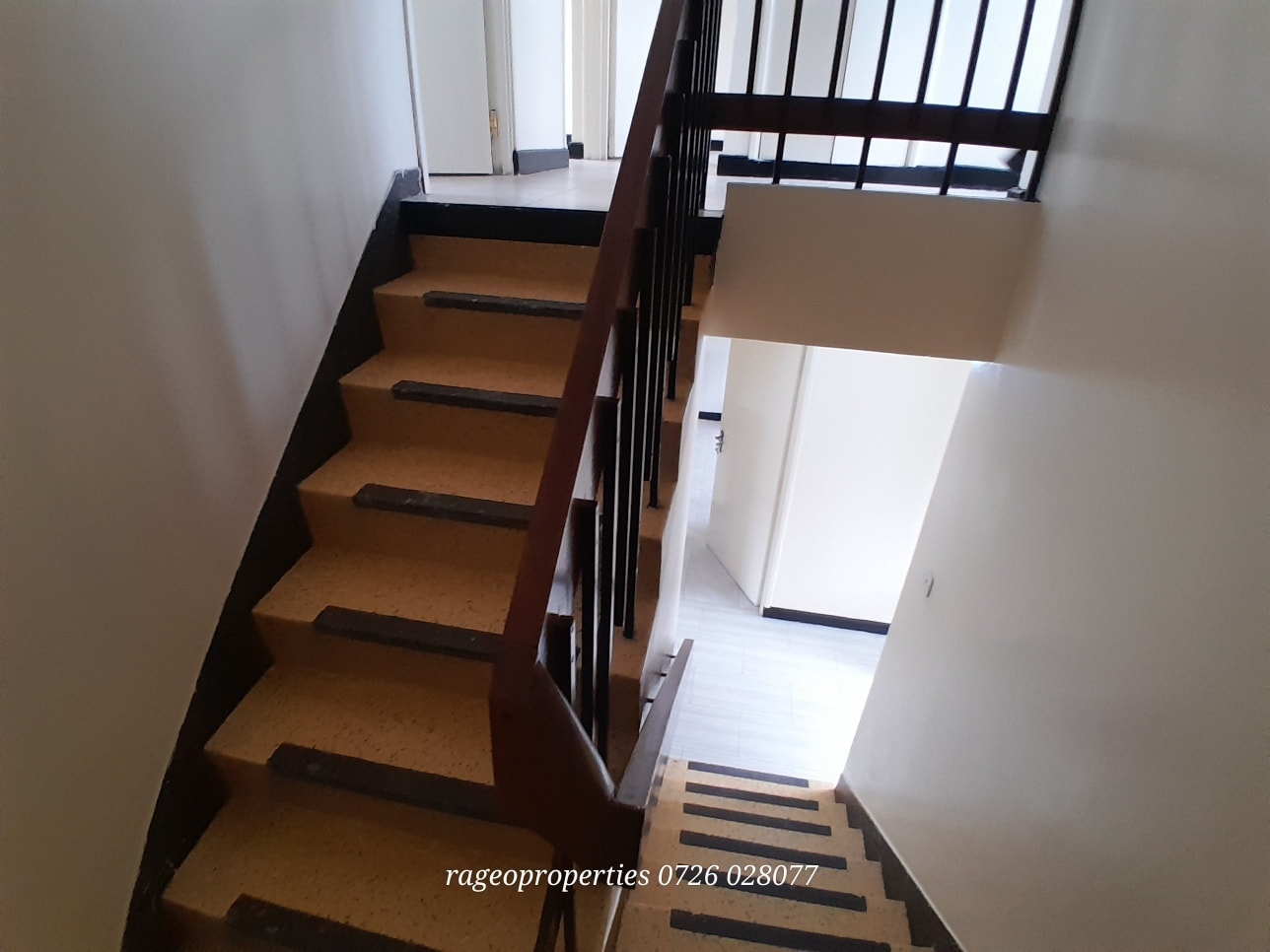 newly refurbished 3 bedroom maisonette plus sq to let in langata Image