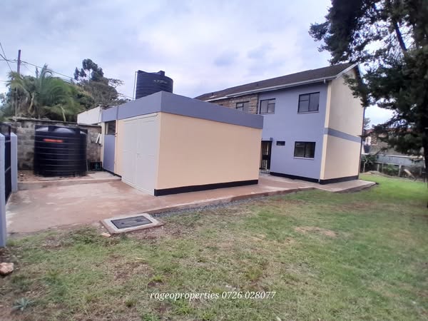 newly refurbished 3 bedroom maisonette plus sq to let in langata