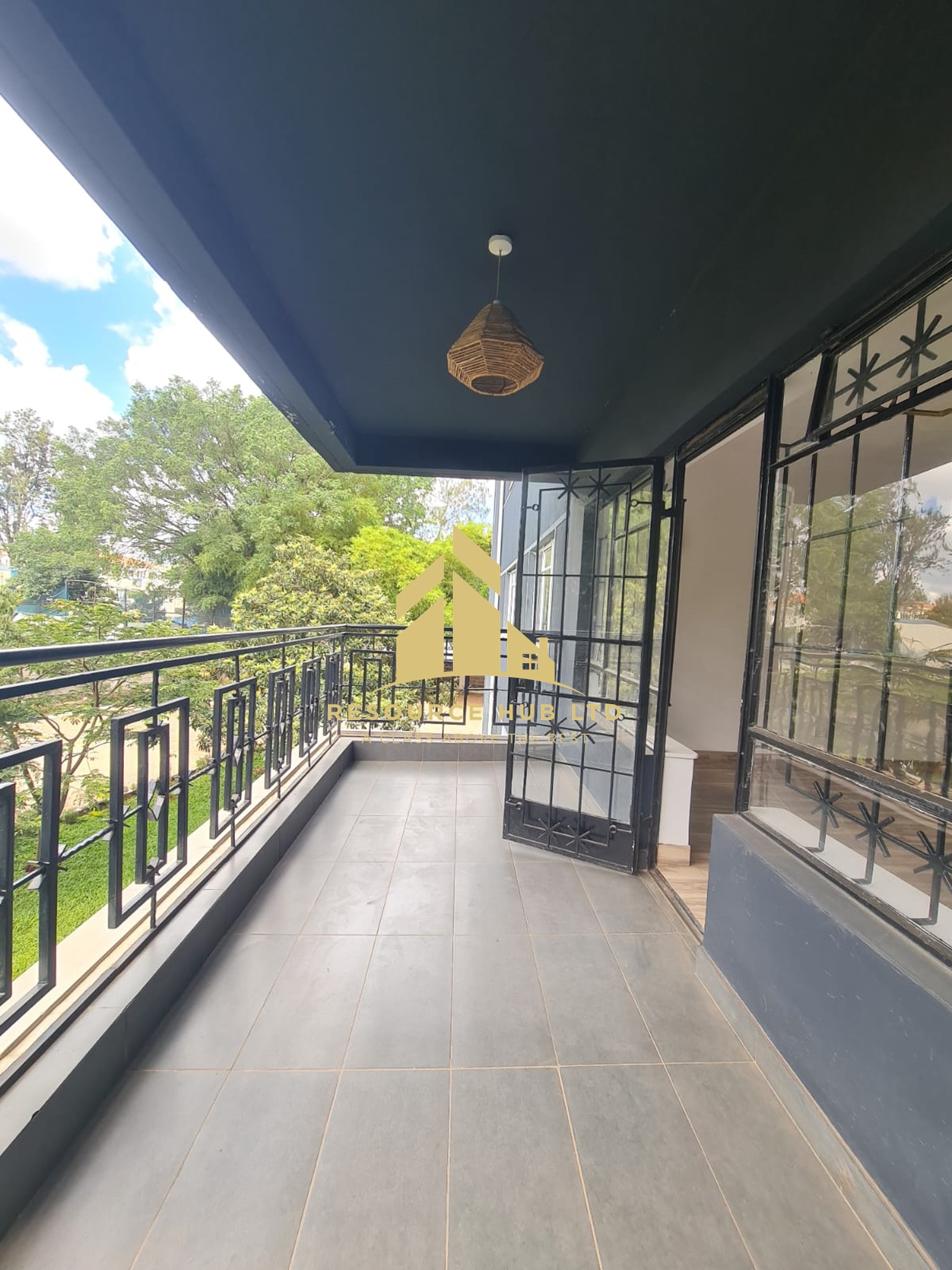 Newly Renovated 1 Bedroom Apartment To Let in HURLIGHAM