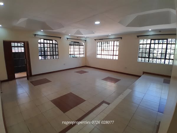 Newly renovated 3 bedroom bungalow plus sq to Let in Karen ,Nairobi