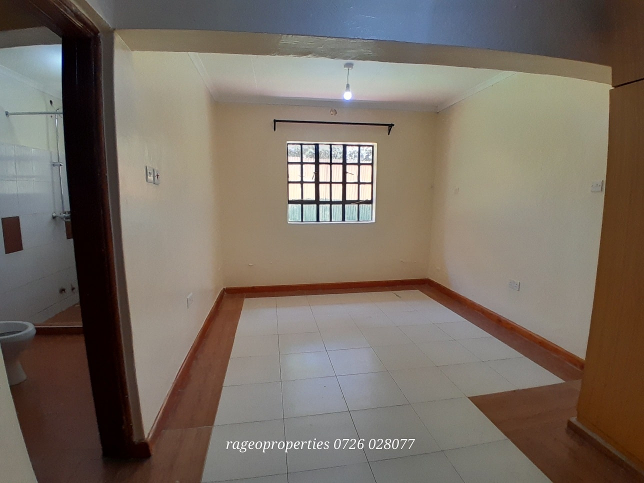 Newly renovated 3 bedroom bungalow plus sq to Let in Karen ,Nairobi Image
