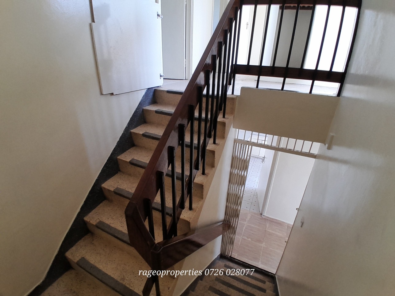 Newly renovated 3 bedroom maisonette plus sq to let in langata Image