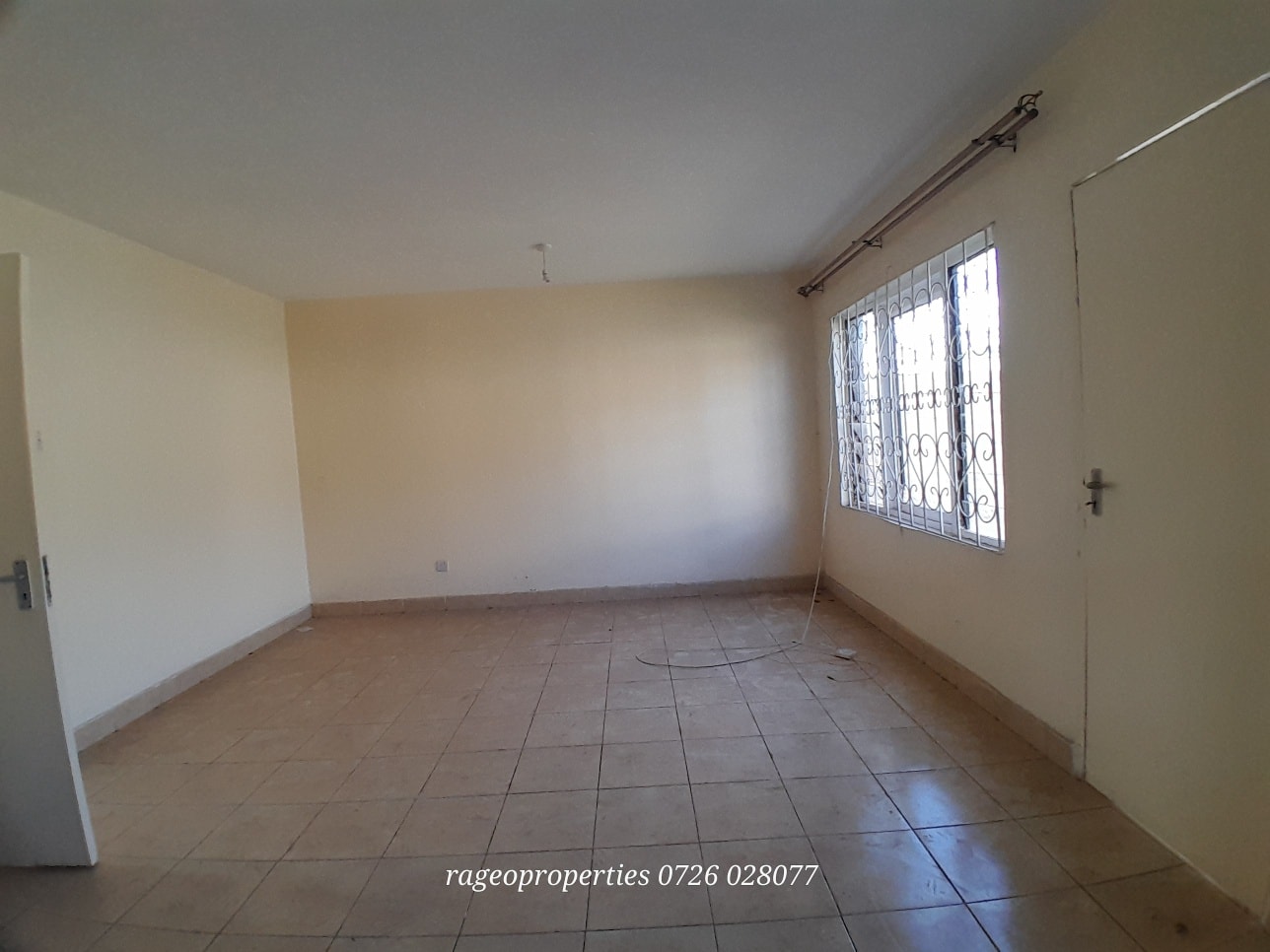 Newly renovated 3 bedroom maisonette to let in Langata Image