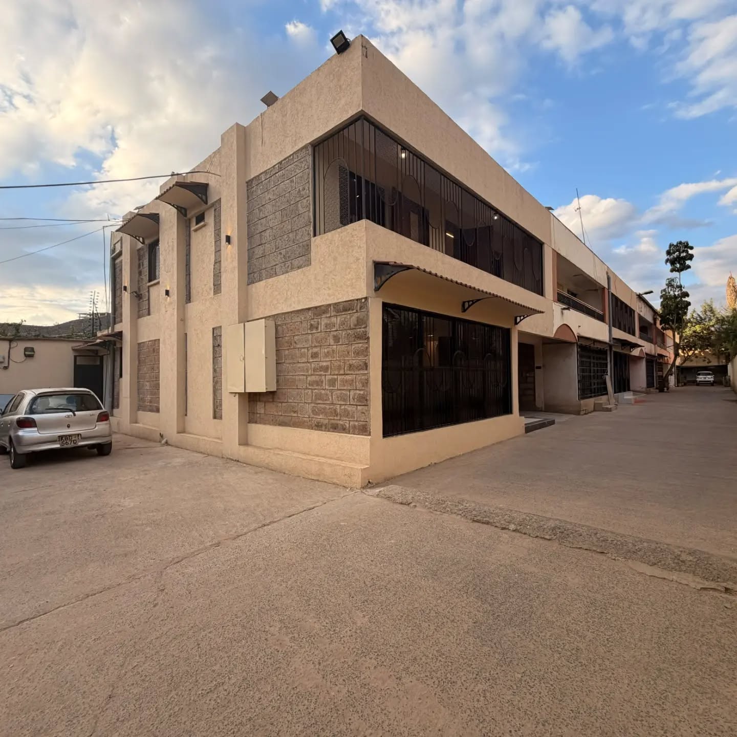 newly renovated 4 bedroom maisonette for rent in parklands