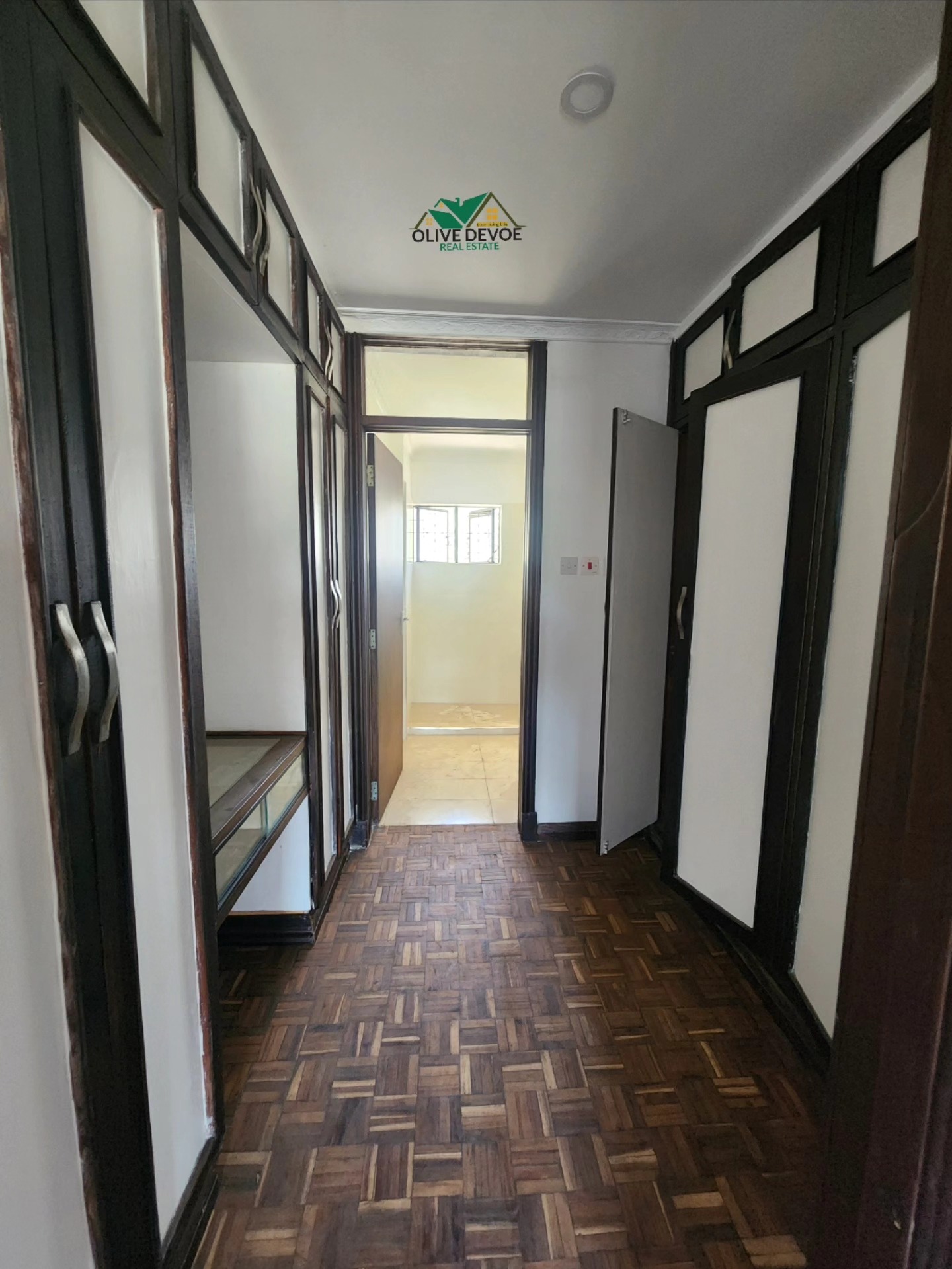 Newly renovated 4 bedroom townhouse to let in Ngong Road Image