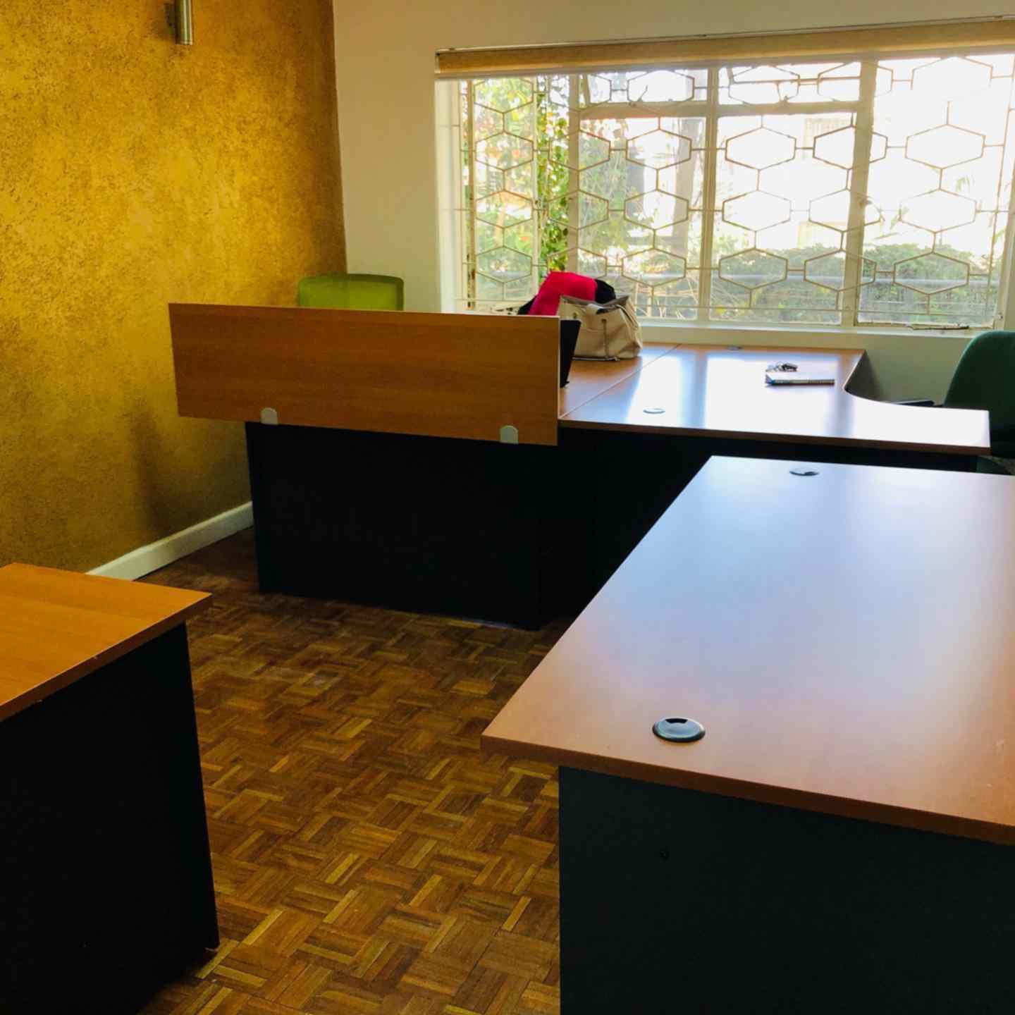 Furnished Offices and servant quatre for rent in Kileleshwa