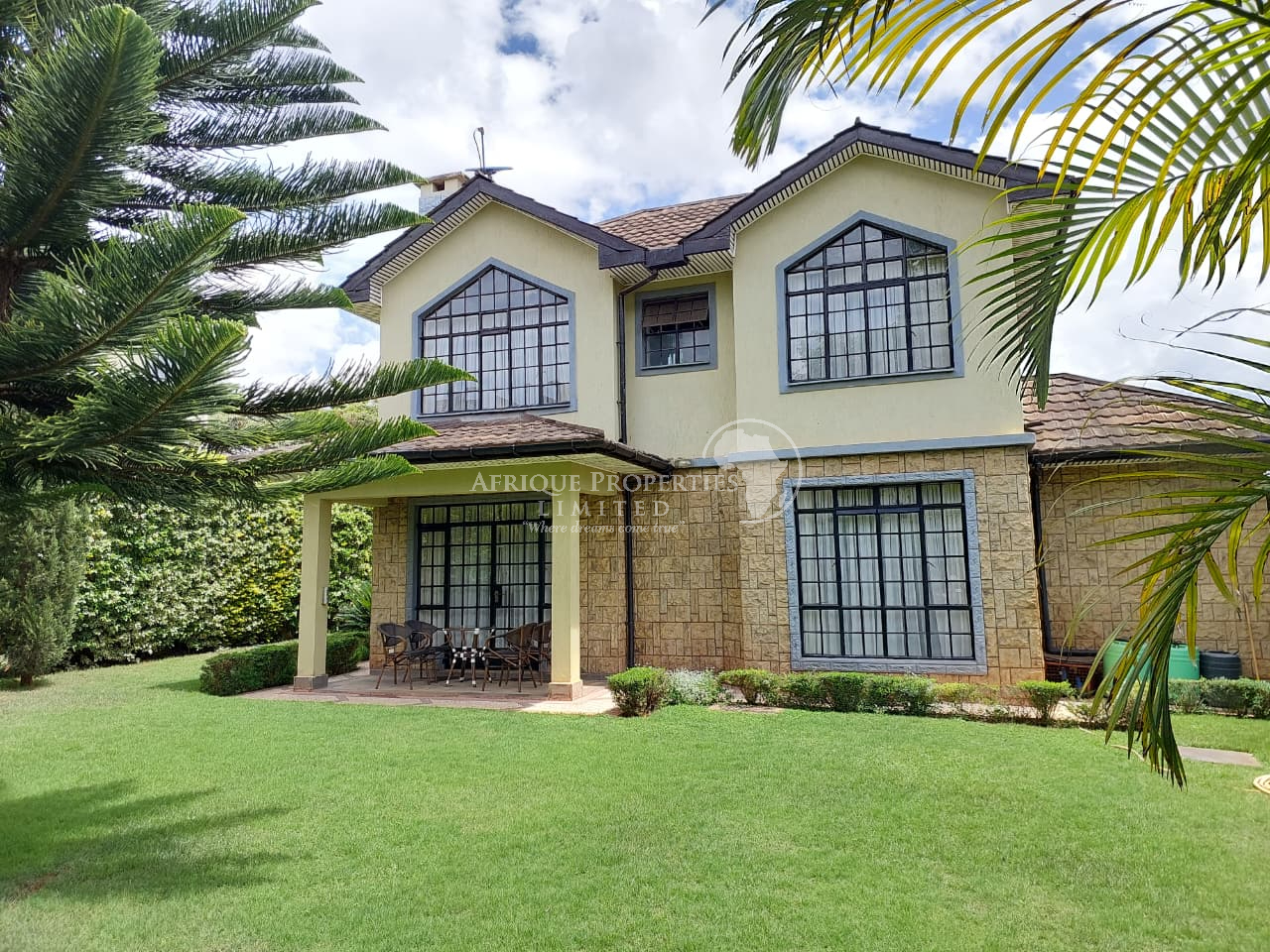 ๐๐ฉ๐๐๐ข๐จ๐ฎ๐ฌ & ๐๐๐ ๐ง๐ข๐๐ข๐๐๐ง๐ญ ๐ ๐๐๐๐ซ๐จ๐จ๐ฆ ๐๐ข๐ฅ๐ฅ๐ ๐๐ฅ๐ฎ๐ฌ ๐๐ โ ๐
๐จ๐ซ ๐๐๐ฅ๐ on ๐๐ข๐๐ฆ๐๐ฎ ๐๐จ๐๐ Image