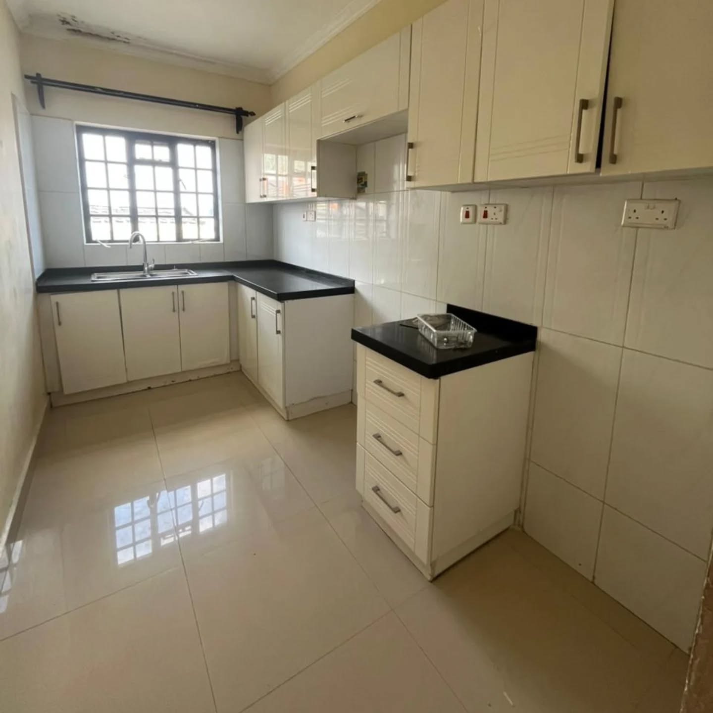 One Bedroom Penthouse Apartment for Rent in Kileleshwa