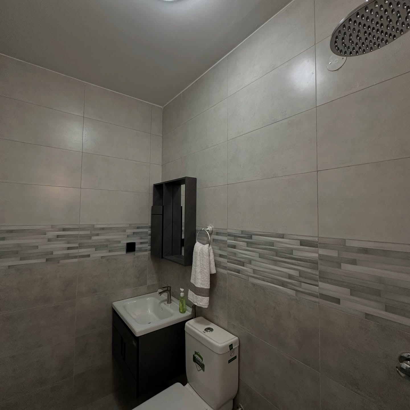 Ongoing 3 bedroom plus dsq apartments for Sale in Nyali Image