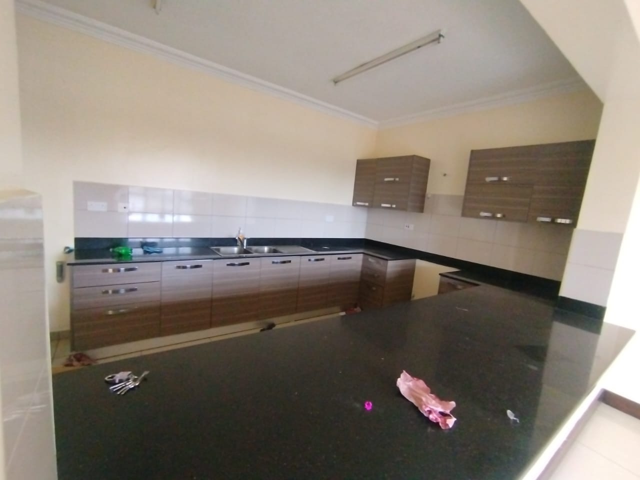 Outstanding 1 bedroom apartment to let in Nairobi West Image