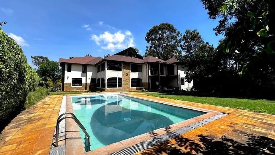 Outstanding 5 Bedroom Maisonette For Rent in Karen