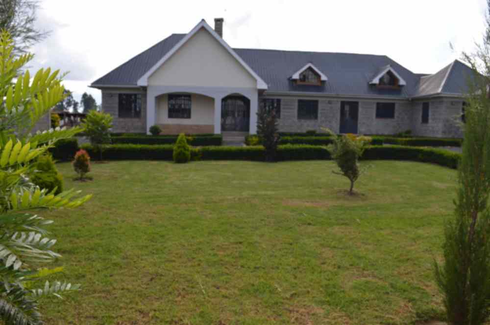 3 bedroom mansion for sale in Kirika Muranga