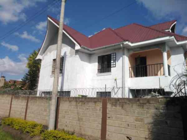 3 bedroom own compound house for rent in Membley