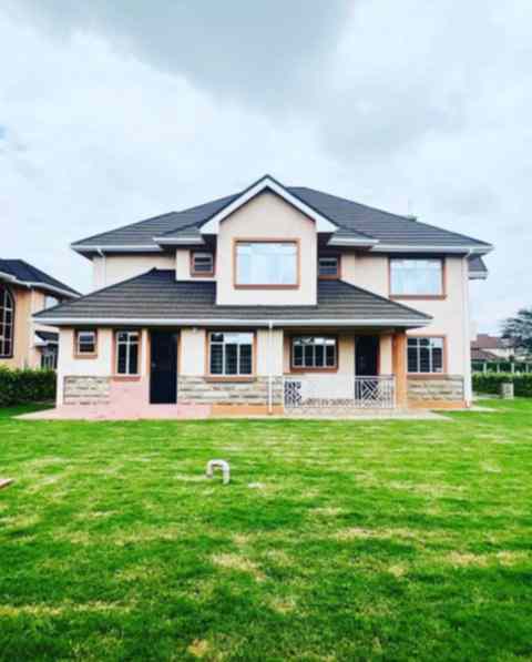 4 bedroom bungalow for sale along Kenyatta road