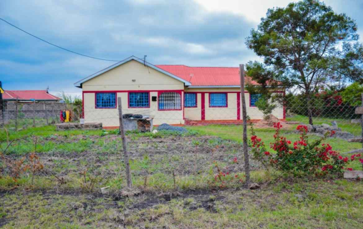 4 bedroom bungalow for sale in Juja