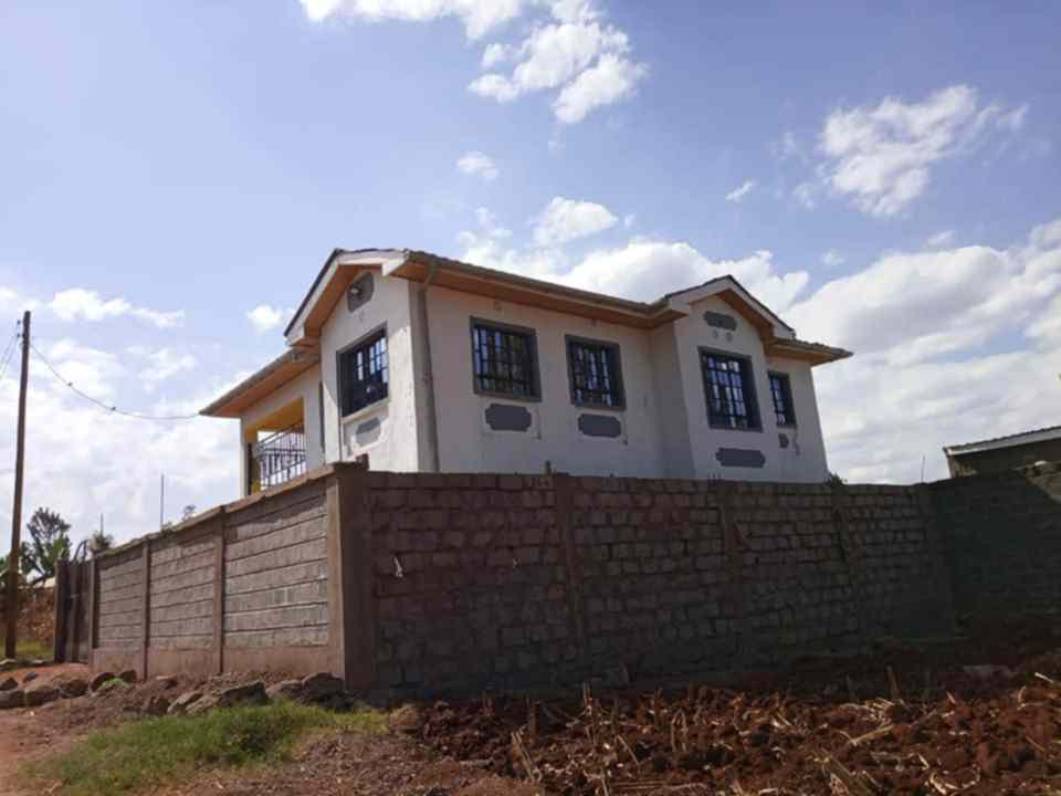 4 bedroom gated community Kenyatta road for sale