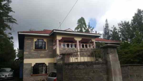 4 bedroom own compound for rent in Rongai