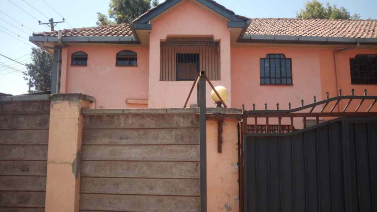 4 bedroom own compound for rent Kiambu road Runda