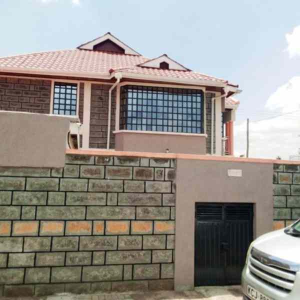 4 bedroom own compound house for sale in Nakuru town