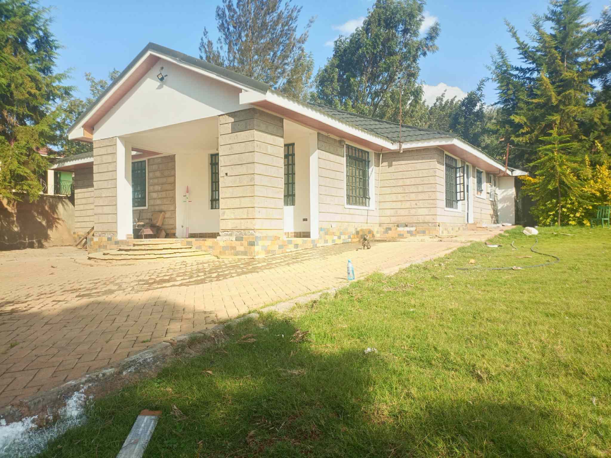 5 bedroom bungalow for rent in Ngong