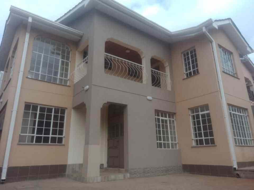 5  bedroom house to let in Safari park Thika road